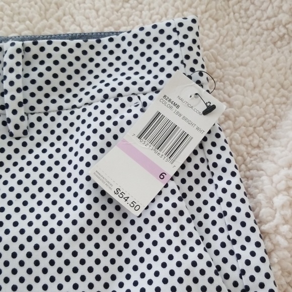 Brand new Nautica shorts size 6 - Picture 2 of 3